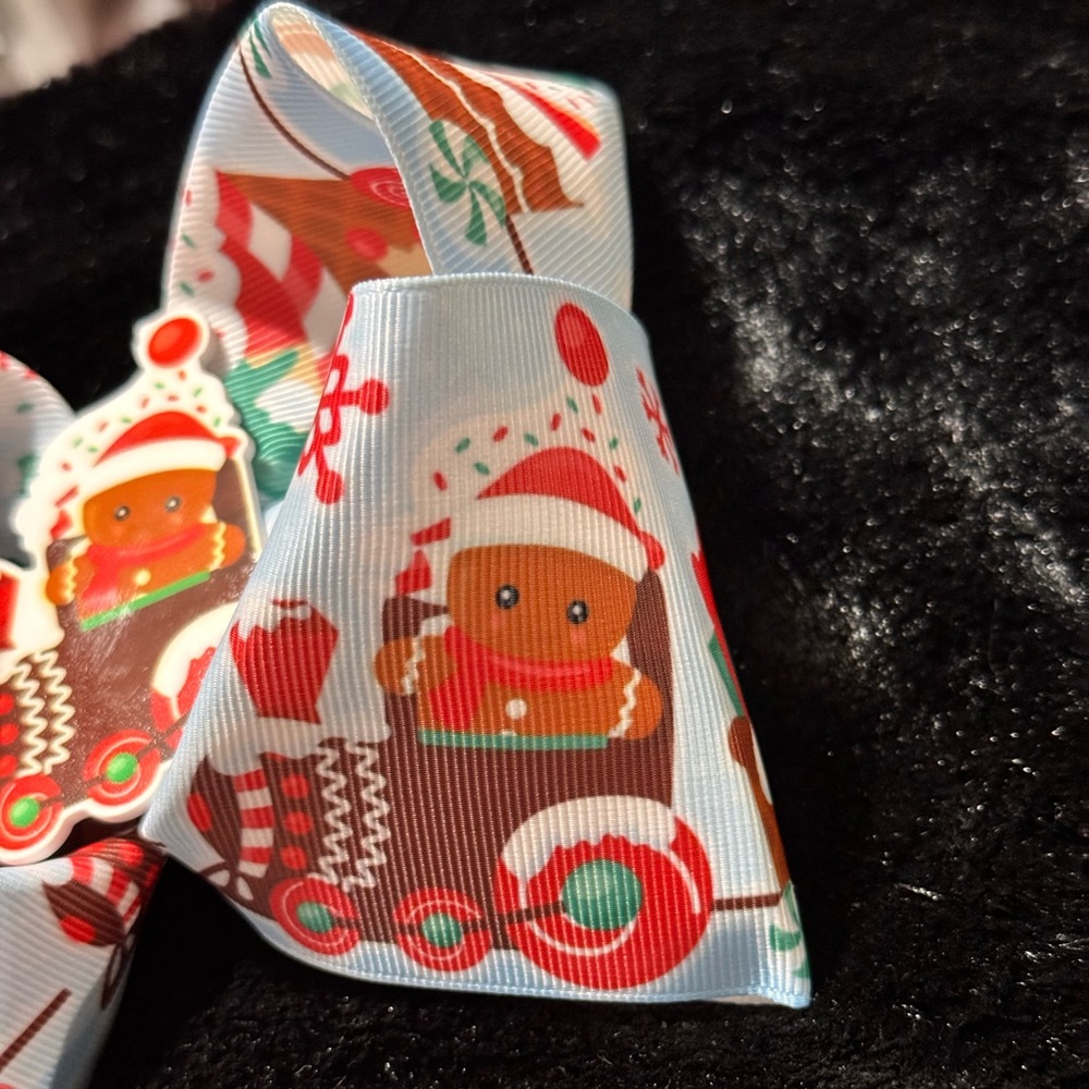 Gingerbread Train Bow - Picture 3 of 4